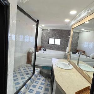 Suite Lit Queen-Size